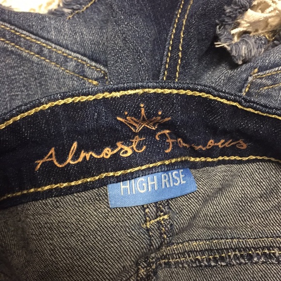 New Almost famous high rise lace distresse… - Picture 7 of 9